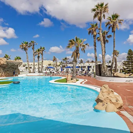 Home2book Sunny Apt Pool & Beach,