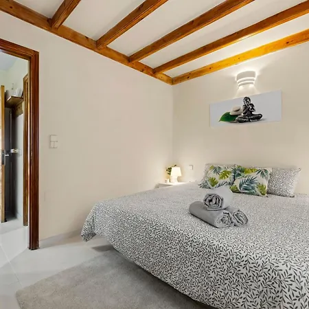 Home2book Sunny Apt Pool & Beach, * קוסטה טגוויסה