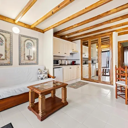 Home2book Sunny Apt Pool & Beach,